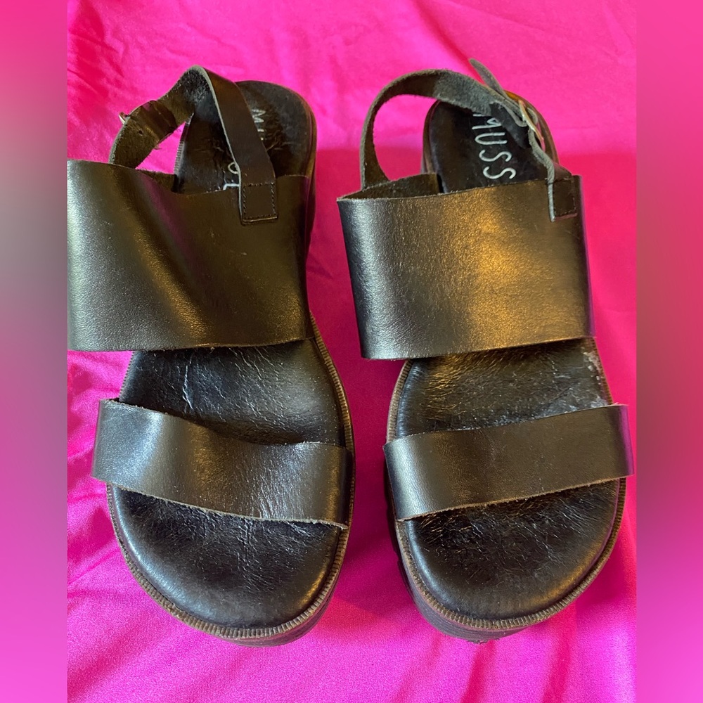 Musse & Cloud Black Leather Sandals